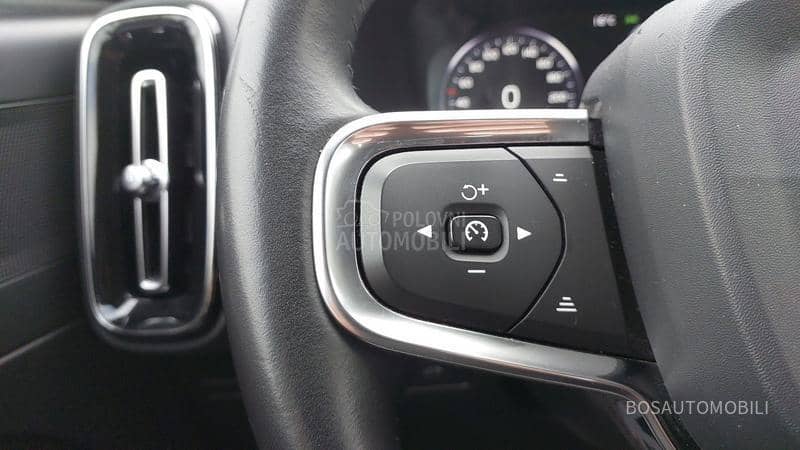 Volvo XC40 2.0 AVD PRO