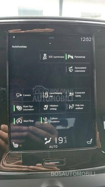 Volvo XC40 2.0 AVD PRO