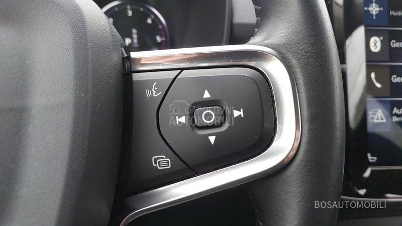 Volvo XC40 2.0 AVD PRO