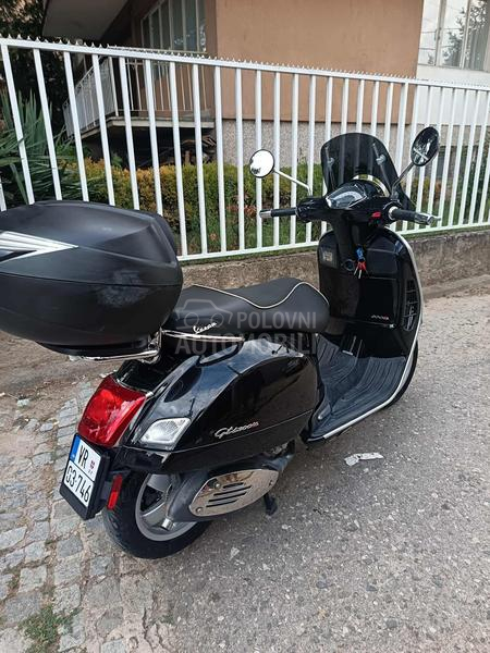 Vespa Gts 300