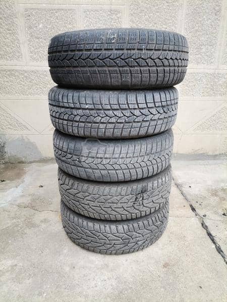 Tigar 185/60 R15 Zimska