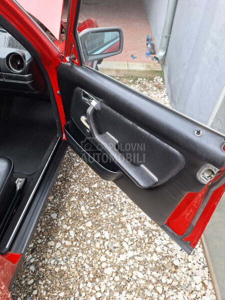 Mercedes Benz W123 