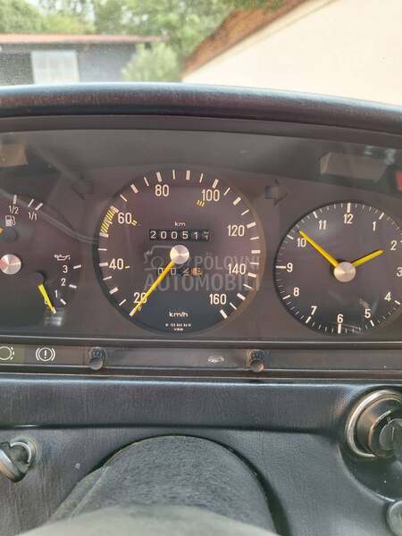 Mercedes Benz W123 