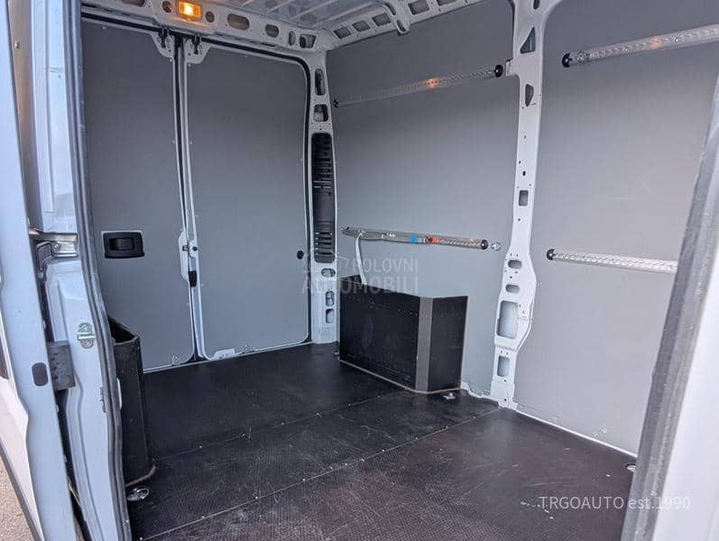 Peugeot Boxer Garan 12 mes. L2H2