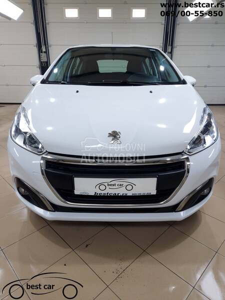 Peugeot 208 4 Sedista N1