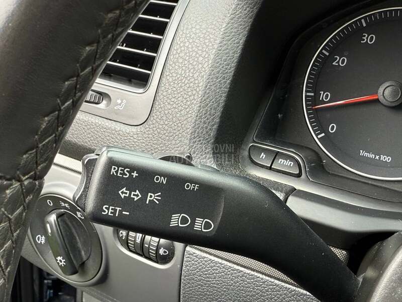 Volkswagen Golf 5 1.6 8V 98.ooo