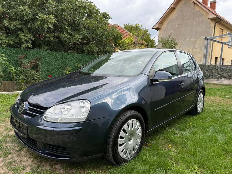 Volkswagen Golf 5 1.6 8V 98.ooo