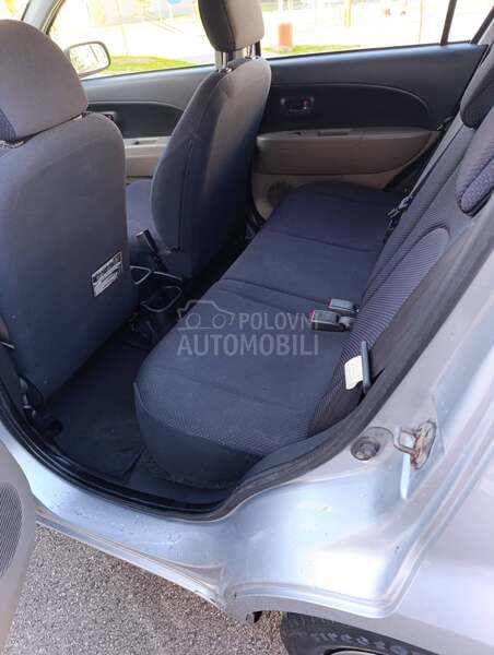 Daihatsu Sirion 