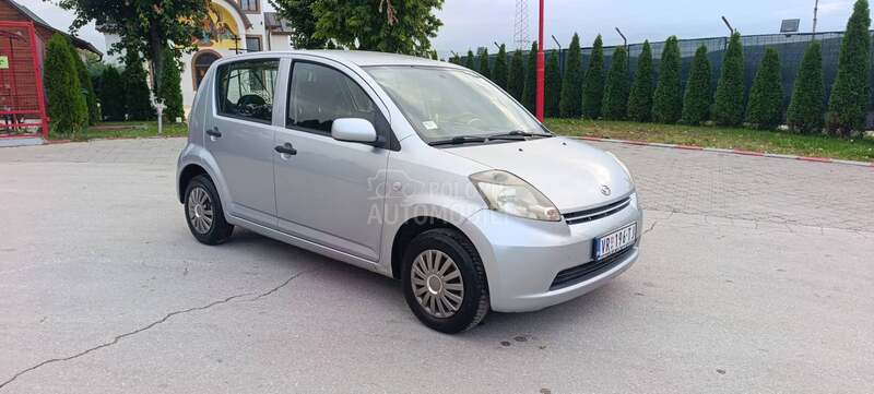 Daihatsu Sirion 