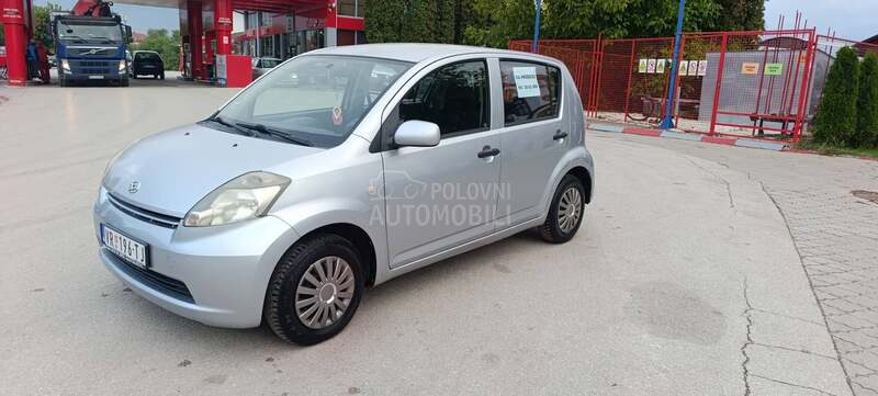 Daihatsu Sirion 