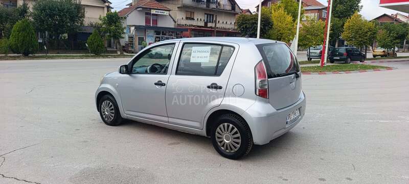Daihatsu Sirion 