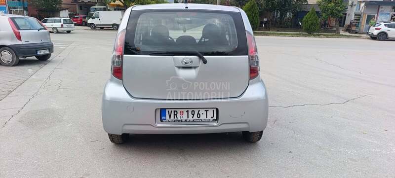 Daihatsu Sirion 