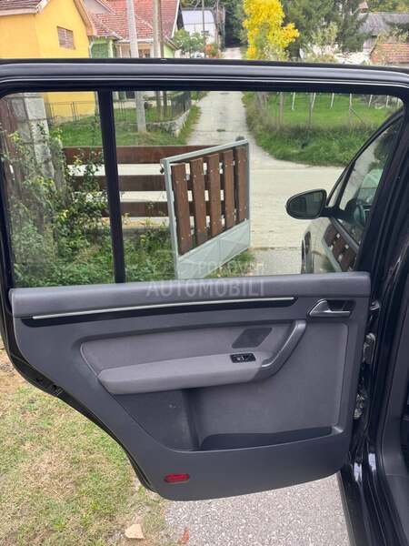 Volkswagen Touran 2.0 TDI