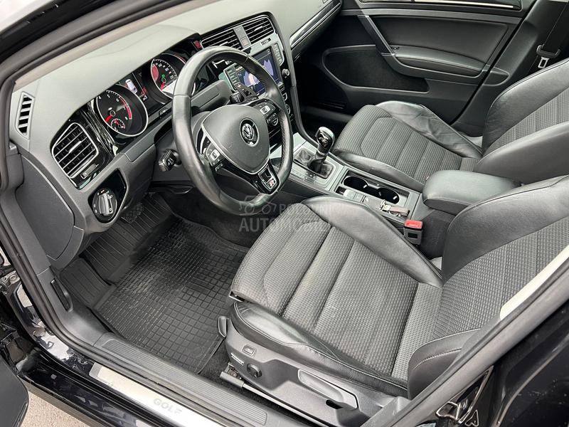 Volkswagen Golf 7 