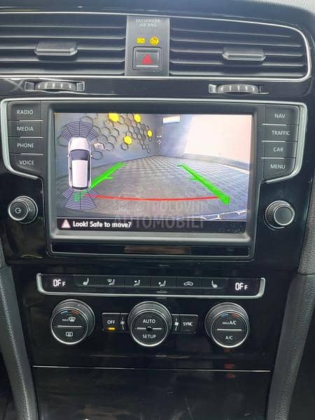 Volkswagen Golf 7 R-Line/Pano/Rcam/Dsg