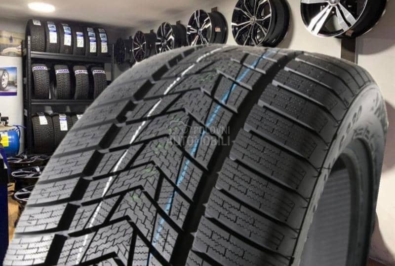 Tracmax 255/50 R20 Zimska
