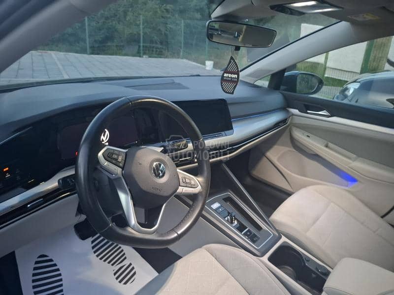 Volkswagen Golf 8 2.0TDI DSG