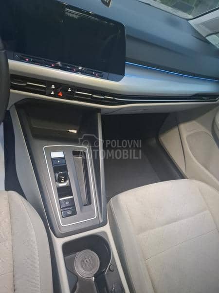 Volkswagen Golf 8 2.0TDI DSG