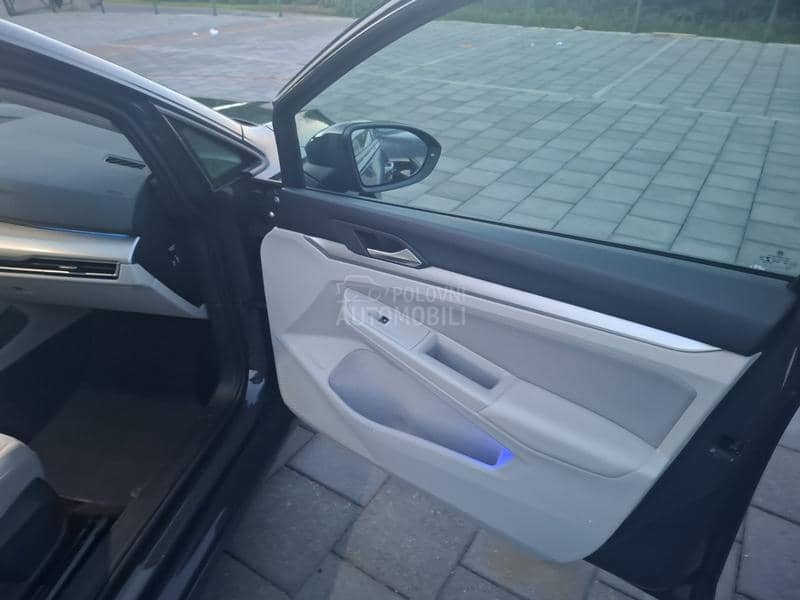 Volkswagen Golf 8 2.0TDI DSG