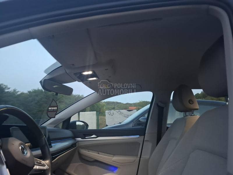 Volkswagen Golf 8 2.0TDI DSG