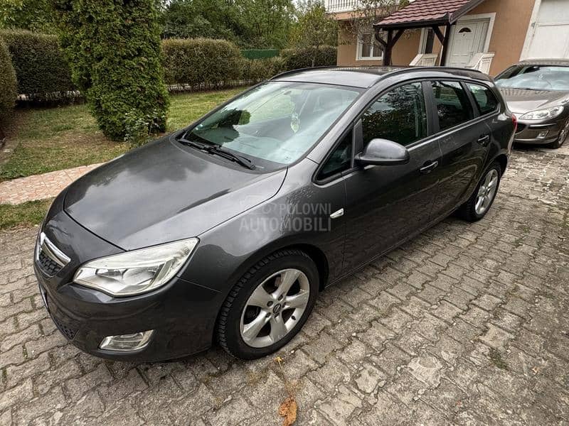 Opel Astra J 1.7 cdti