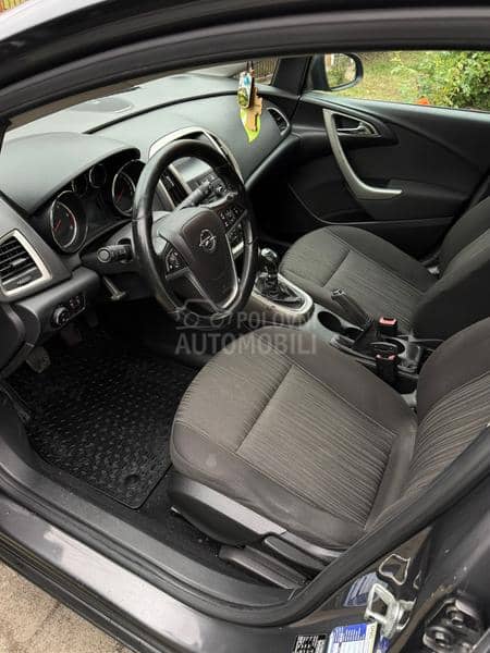 Opel Astra J 1.7 cdti