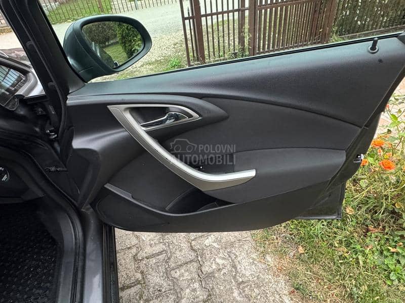 Opel Astra J 1.7 cdti