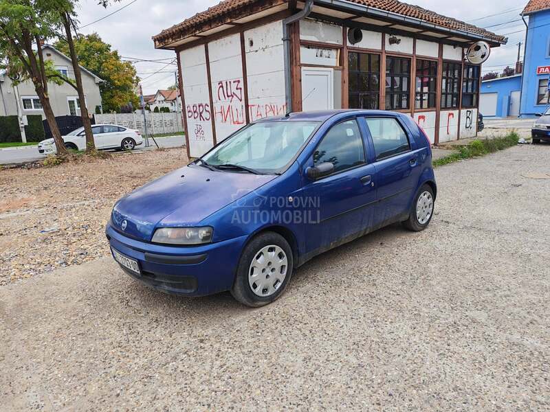 Fiat Punto NIJE VOZNO STANJE