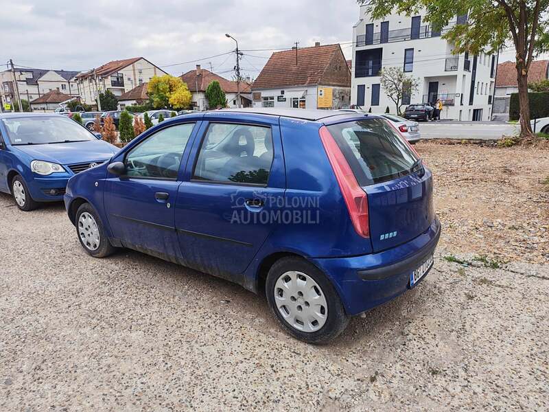Fiat Punto NIJE VOZNO STANJE