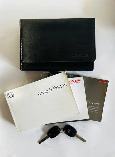 Honda Civic 1.8 TOOOP CH