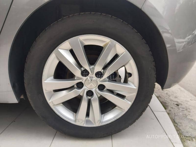 Peugeot 308 1.2 T