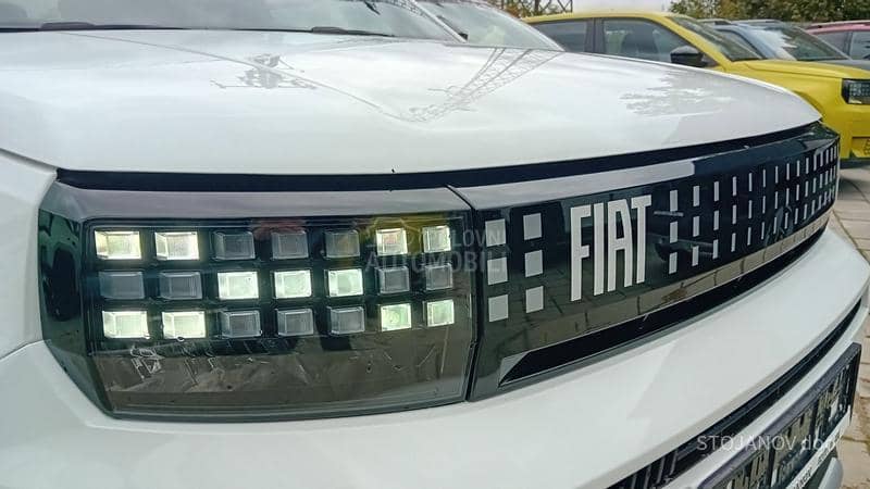 Fiat Grande Panda HYBRID ICON/ STIL