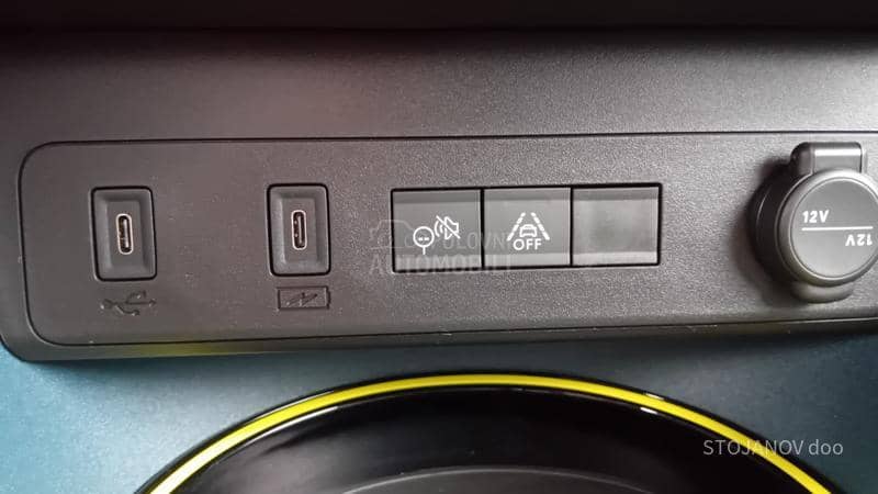 Fiat Grande Panda HYBRID ICON/ STIL