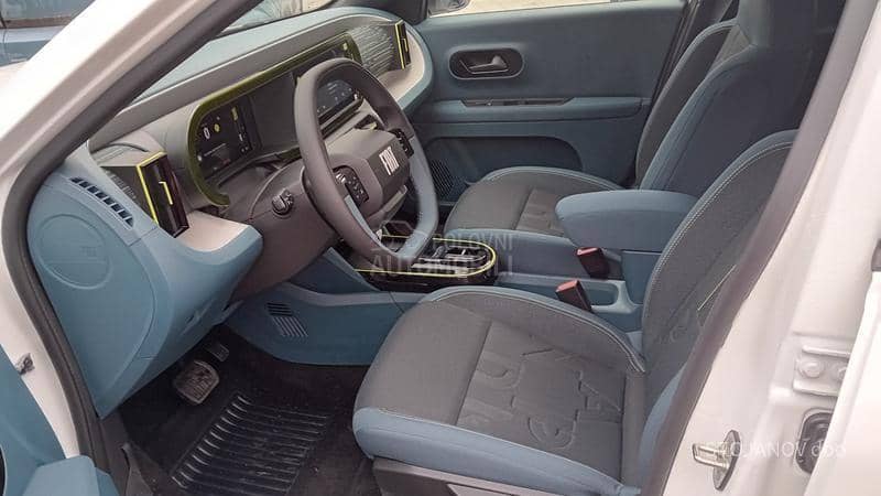 Fiat Grande Panda HYBRID ICON/ STIL