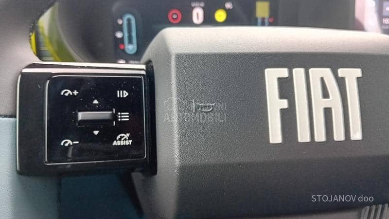 Fiat Grande Panda HYBRID ICON/ STIL