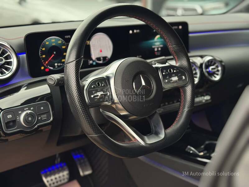 Mercedes Benz CLA 200 D/AMG/BLACK