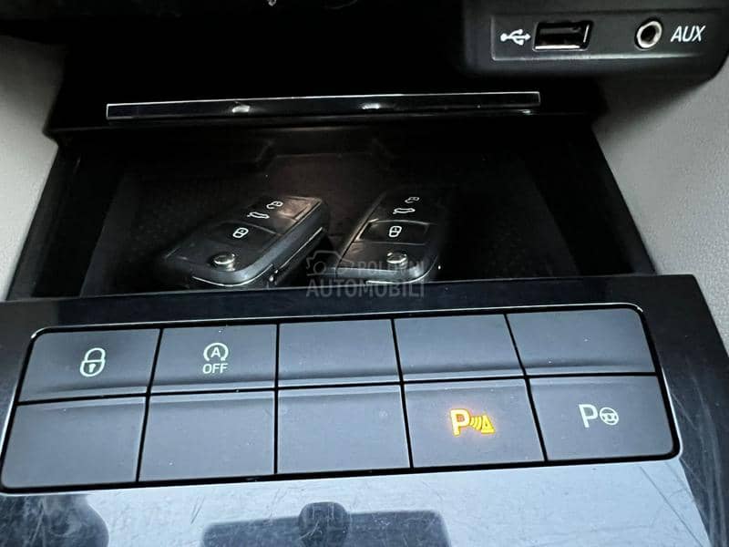 Škoda Octavia 1.6TDI DSG STYLE