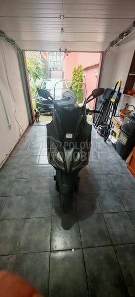 Kymco Xciting 400