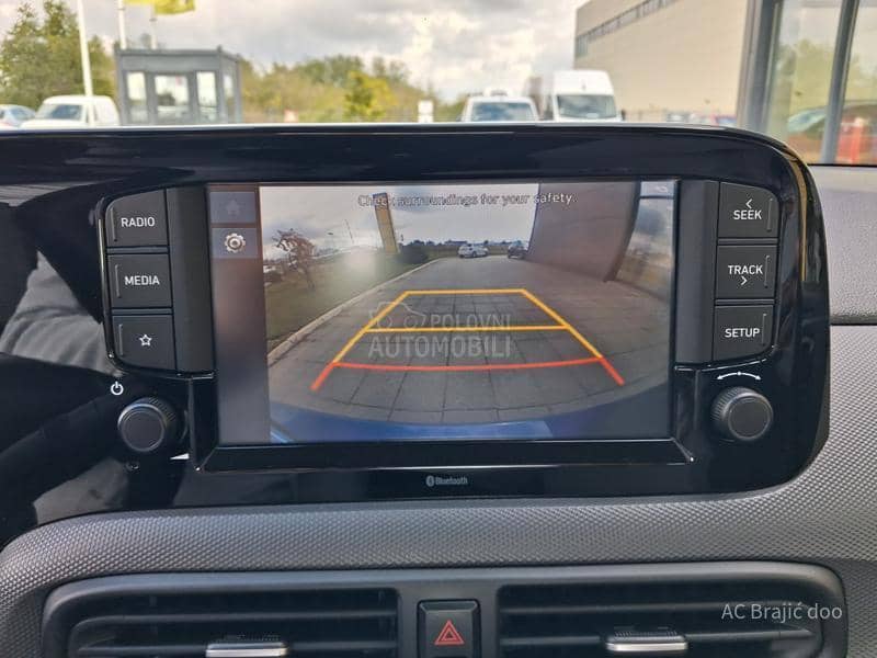 Hyundai i10 1.0 67HP AT