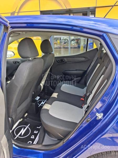 Hyundai i10 1.0 67HP AT