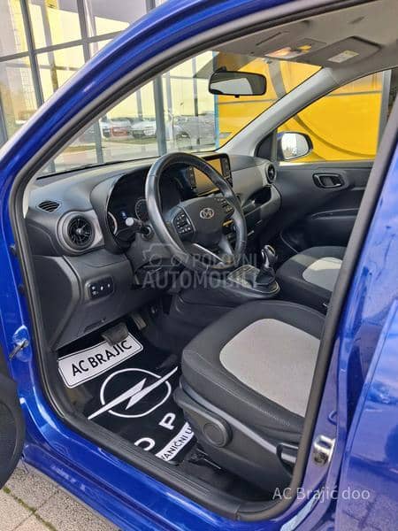 Hyundai i10 1.0 67HP AT