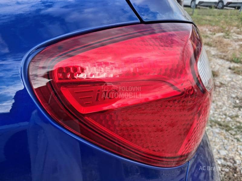 Hyundai i10 1.0 67HP AT