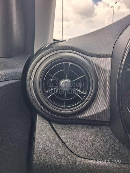 Hyundai i10 1.0 67HP AT