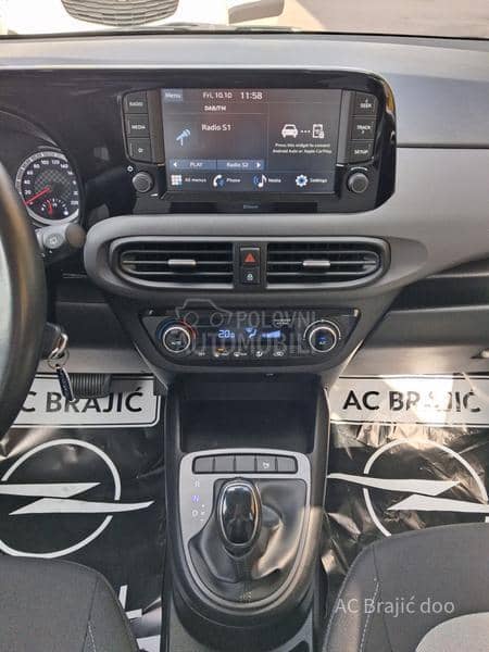 Hyundai i10 1.0 67HP AT