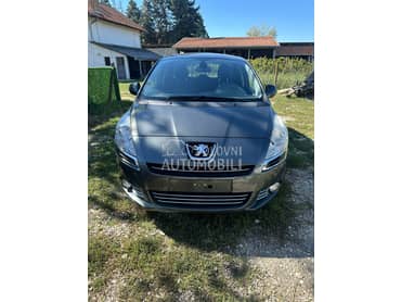 Prednji branik za Peugeot 5008 od 2009. do 2013. god.