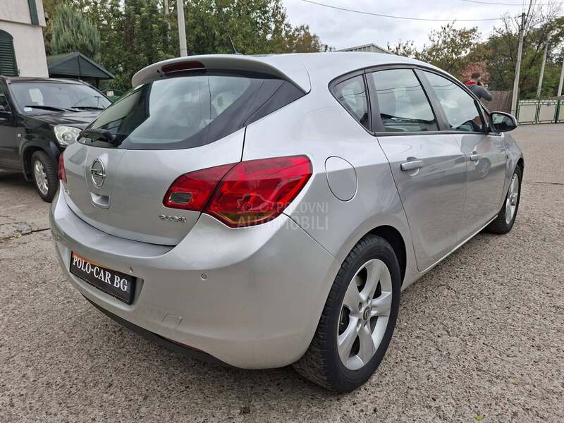 Opel Astra J 1.7CDTI,REG.VLAS.
