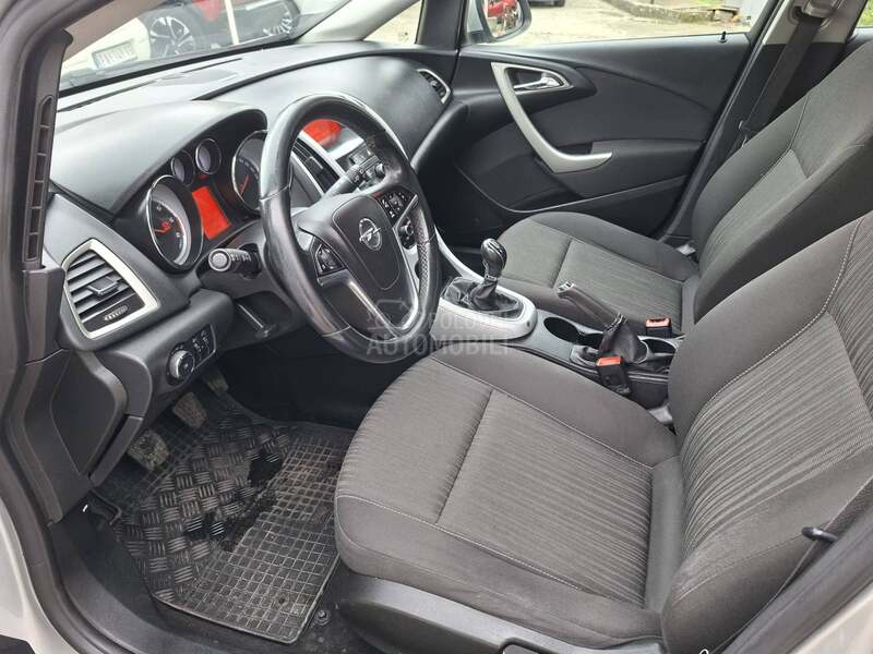 Opel Astra J 1.7CDTI,REG.VLAS.