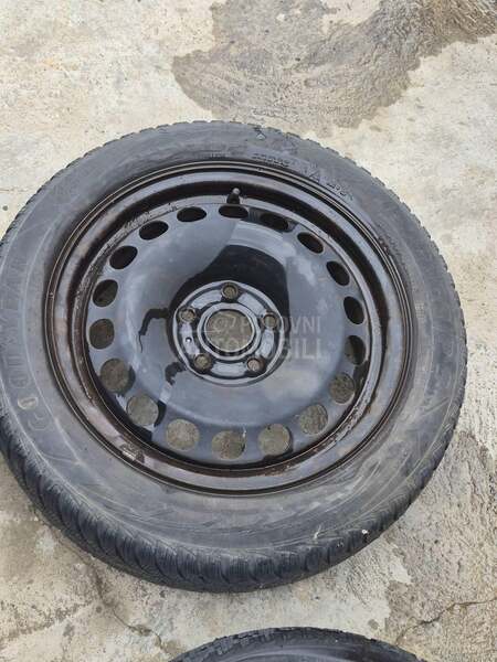 Goodyear 205/55 R16 Zimska