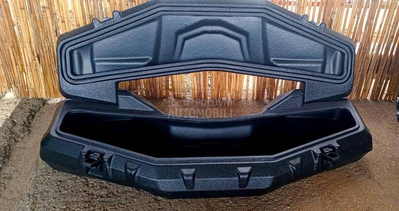 Prednji kofer za kvadove