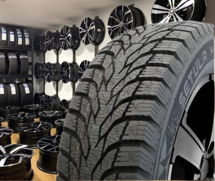 Tracmax 225/65 R17 Zimska